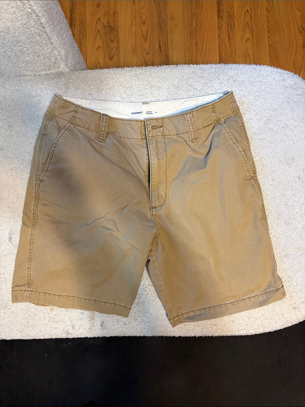 Old Navy Men’s Tan Flat-Front Chino Shorts